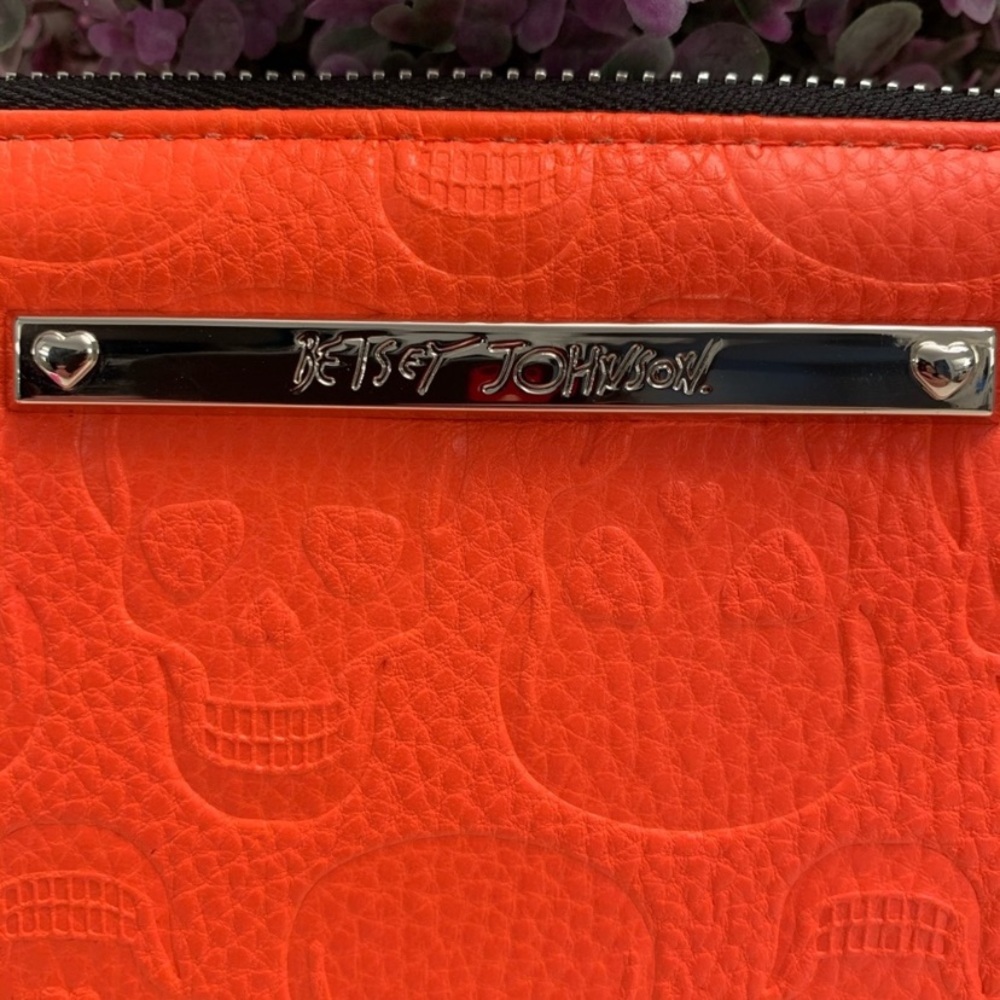 BUNDLE NEW BETSEY JOHNSON skull 💀 wallet/wristlet - Picture 3 of 7